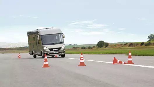 Slalom_Flugplatz_Hymer_rgb