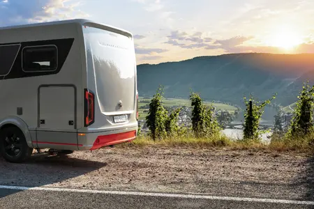 NIESMANN+BISCHOFF-iSmove-Posteriore-01 Bild zeigt seitlichen Heckbereich vom Ismove