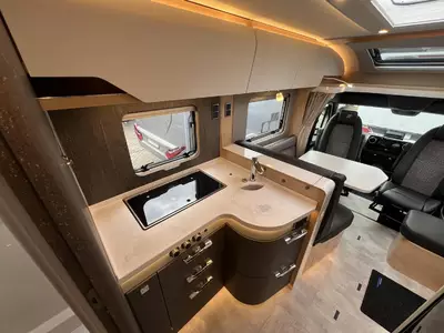 4442-hymer-b-klasse_ml_t_blackline-780-8